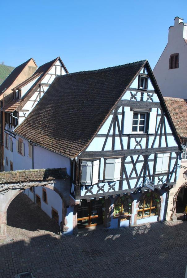 Gite "Au Coeur De Riquewihr - Vue Sur Le Vignoble" A Riquewihr Exteriör bild